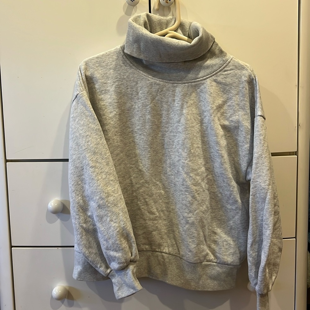 GAP Turtleneck Sweatshirt